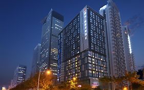 Rhombus Park Aura Chengdu Hotel